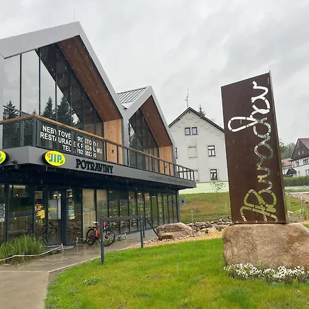 Resident A001 - Bezbarierovy Idealni Pro Rodiny S Detmi, V Tesne Blizkosti Anenskeho Udoli, Bobove Drahy, Arealu, Skoly, Free Parking, Free Wifi, Vyhled Do Zahrady S Posezenim Na Terase, Detske Hriste V Arealu