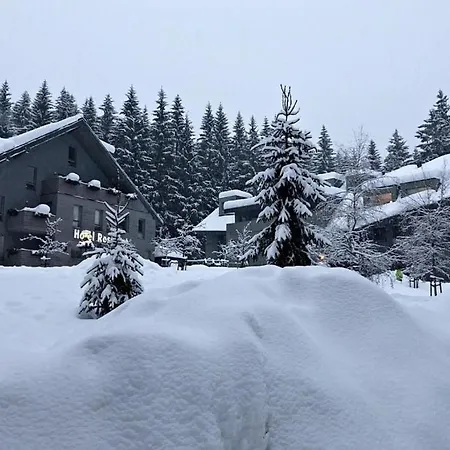 公寓 Resident A001 - Bezbarierovy Idealni Pro Rodiny S Detmi, V Tesne Blizkosti Anenskeho Udoli, Bobove Drahy, Arealu, Skoly, Free Parking, Free Wifi, Vyhled Do Zahrady S Posezenim Na Terase, Detske Hriste V Arealu *