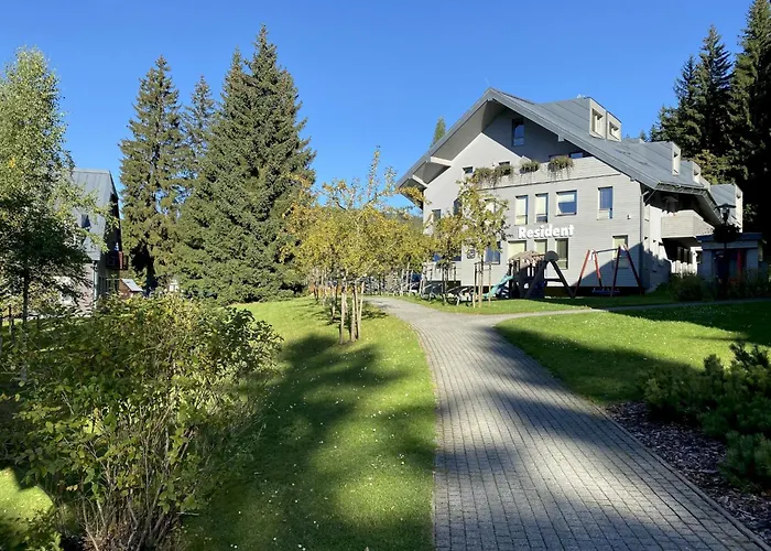 Resident A001 - Bezbarierovy Idealni Pro Rodiny S Detmi, V Tesne Blizkosti Anenskeho Udoli, Bobove Drahy, Arealu, Skoly, Free Parking, Free Wifi, Vyhled Do Zahrady S Posezenim Na Terase, Detske Hriste V Arealu Harrachov