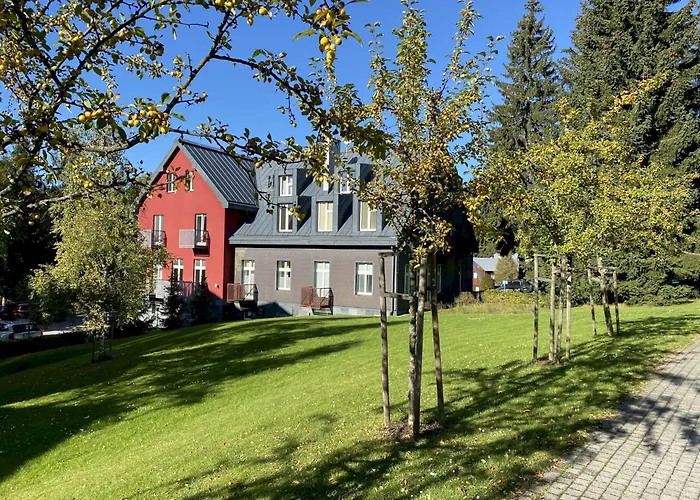 Resident A001 - Bezbarierovy Idealni Pro Rodiny S Detmi, V Tesne Blizkosti Anenskeho Udoli, Bobove Drahy, Arealu, Skoly, Free Parking, Free Wifi, Vyhled Do Zahrady S Posezenim Na Terase, Detske Hriste V Arealu * Harrachov