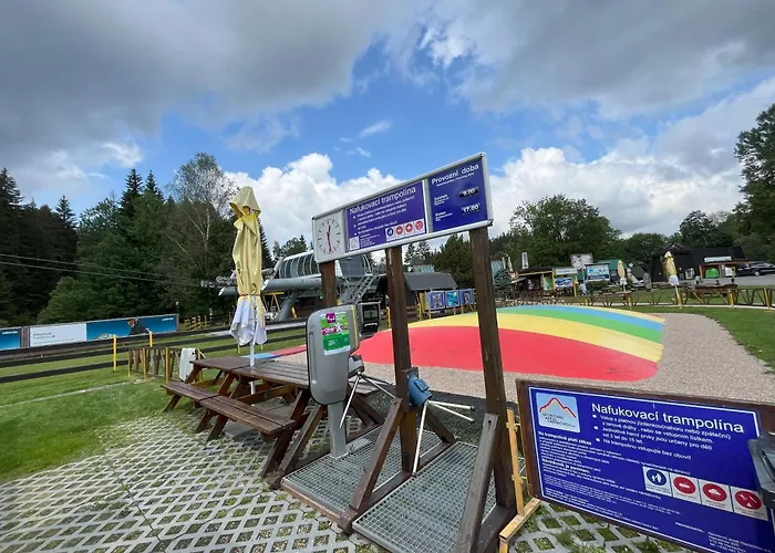 Lägenhet Resident A001 - Bezbarierovy Idealni Pro Rodiny S Detmi, V Tesne Blizkosti Anenskeho Udoli, Bobove Drahy, Arealu, Skoly, Free Parking, Free Wifi, Vyhled Do Zahrady S Posezenim Na Terase, Detske Hriste V Arealu Harrachov